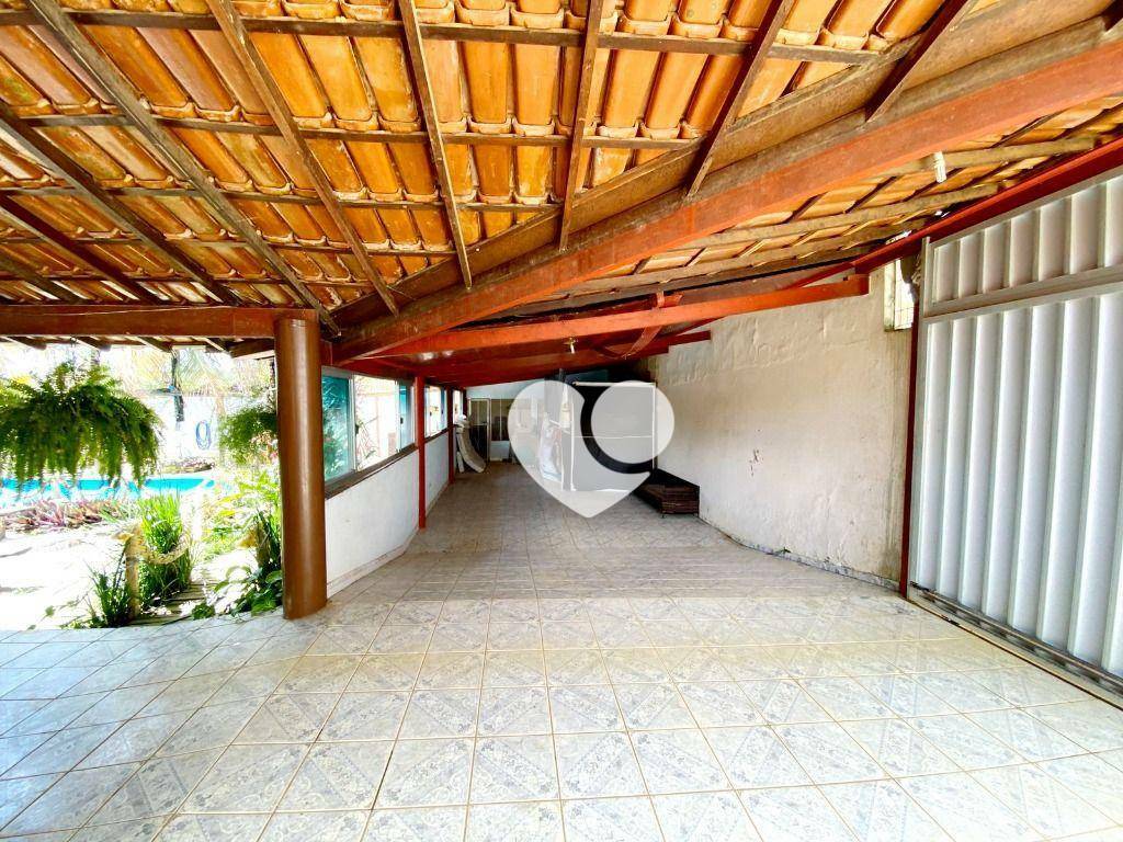 Casa à venda com 7 quartos, 600m² - Foto 25