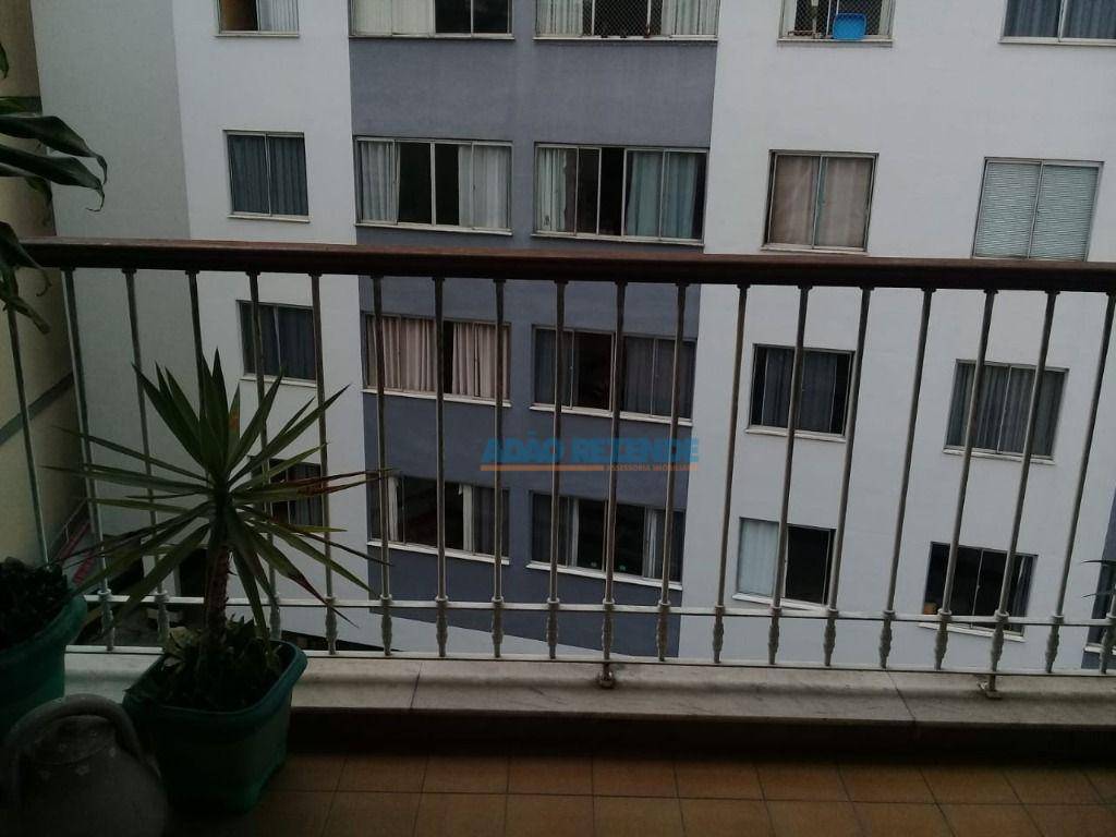 Apartamento à venda com 2 quartos, 81m² - Foto 17