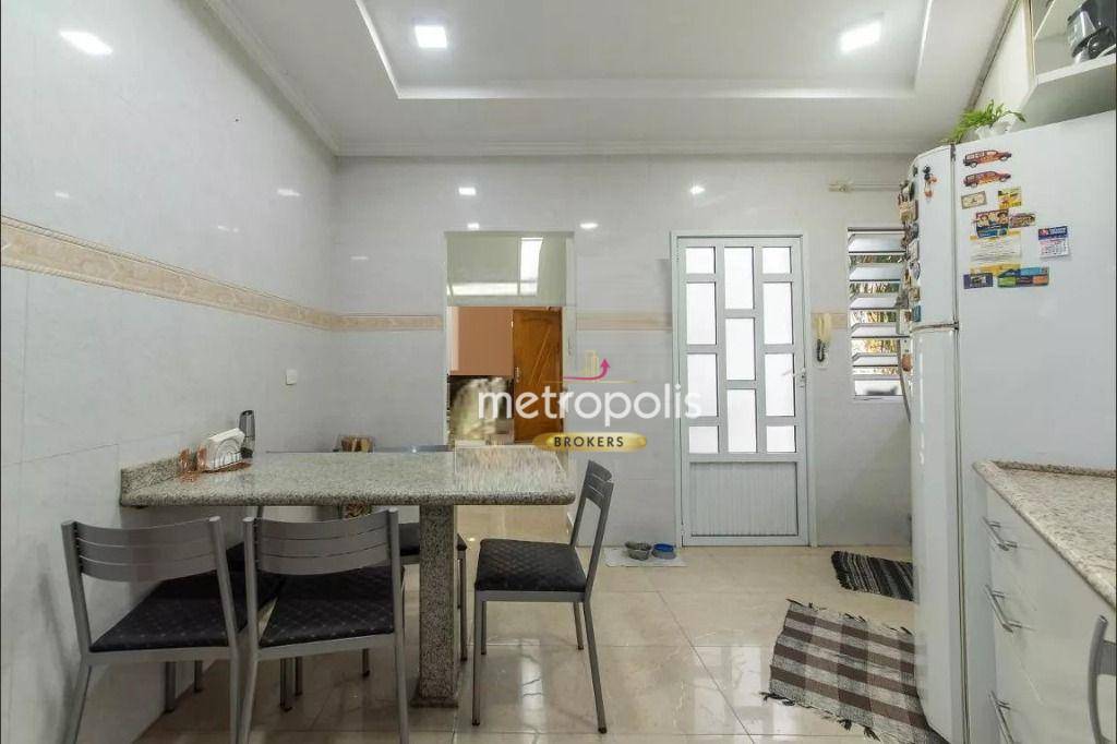 Sobrado à venda com 3 quartos, 210m² - Foto 12