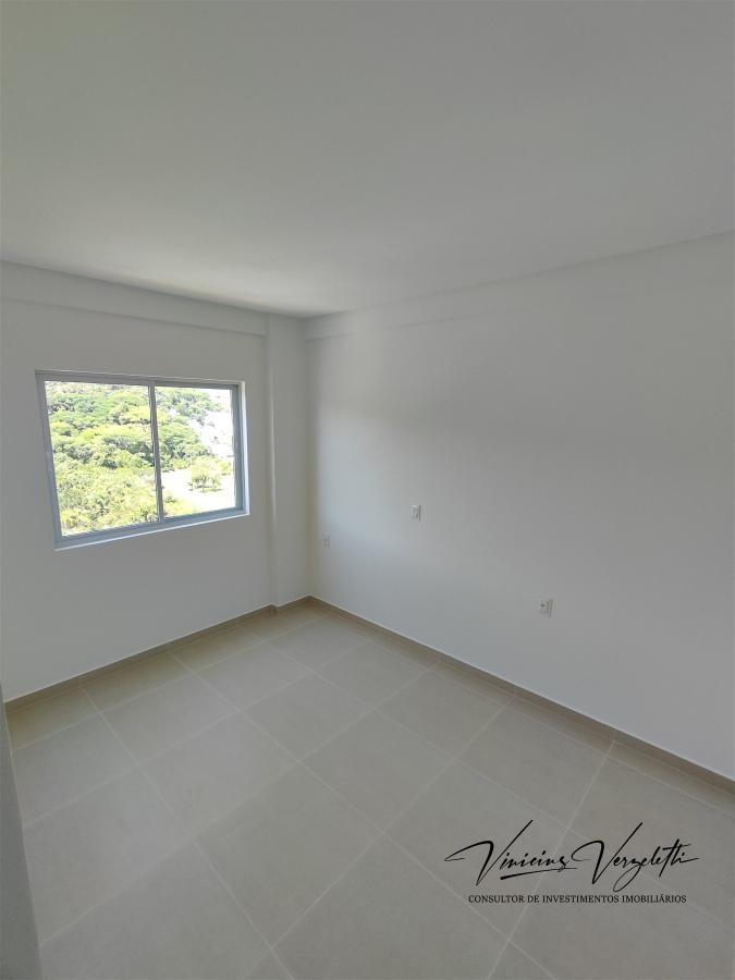 Apartamento à venda com 2 quartos, 70m² - Foto 9