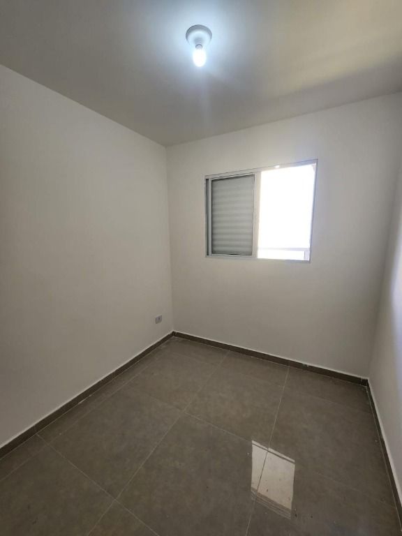 Apartamento para alugar com 2 quartos, 45m² - Foto 8