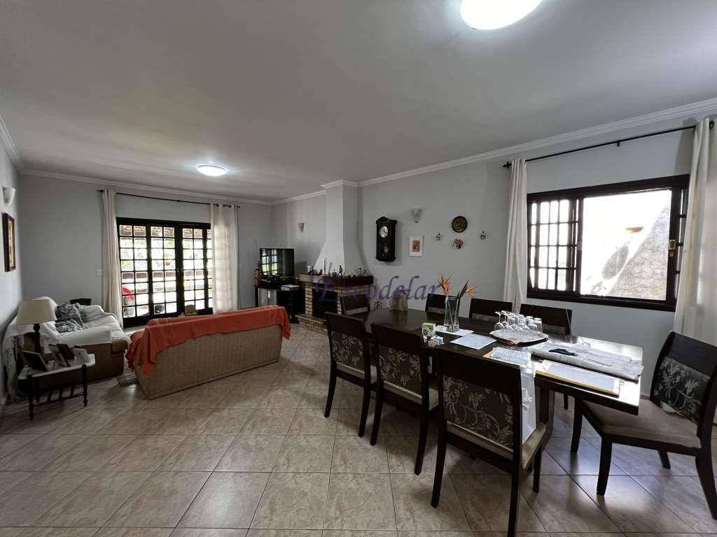 Casa à venda com 4 quartos, 247m² - Foto 10