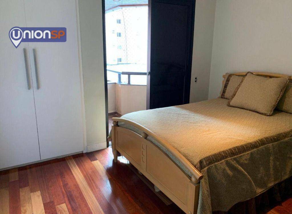 Apartamento à venda com 4 quartos, 227m² - Foto 17