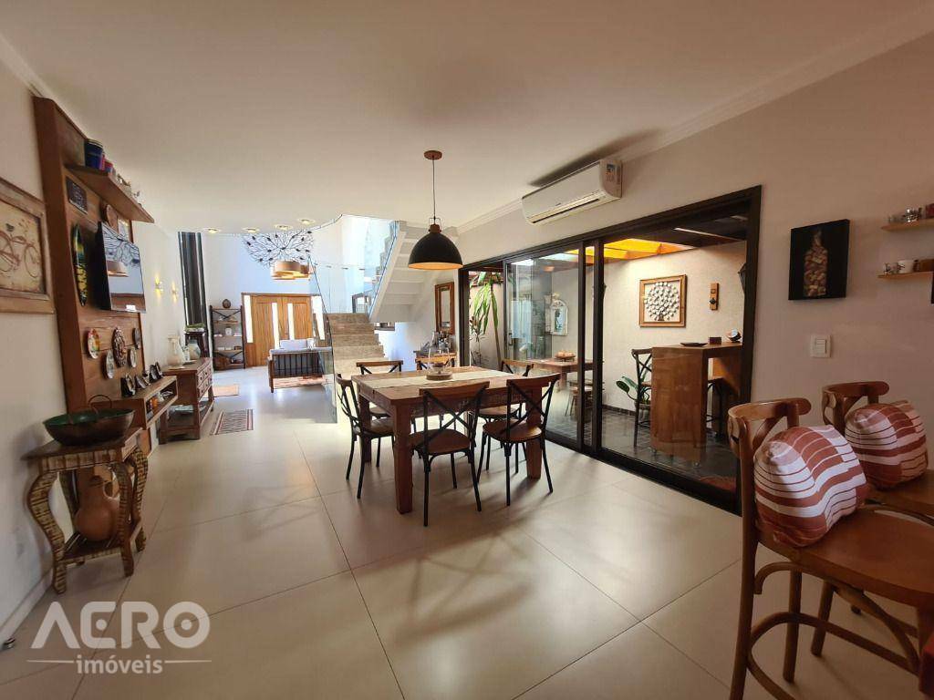 Casa de Condomínio à venda com 3 quartos, 232m² - Foto 32