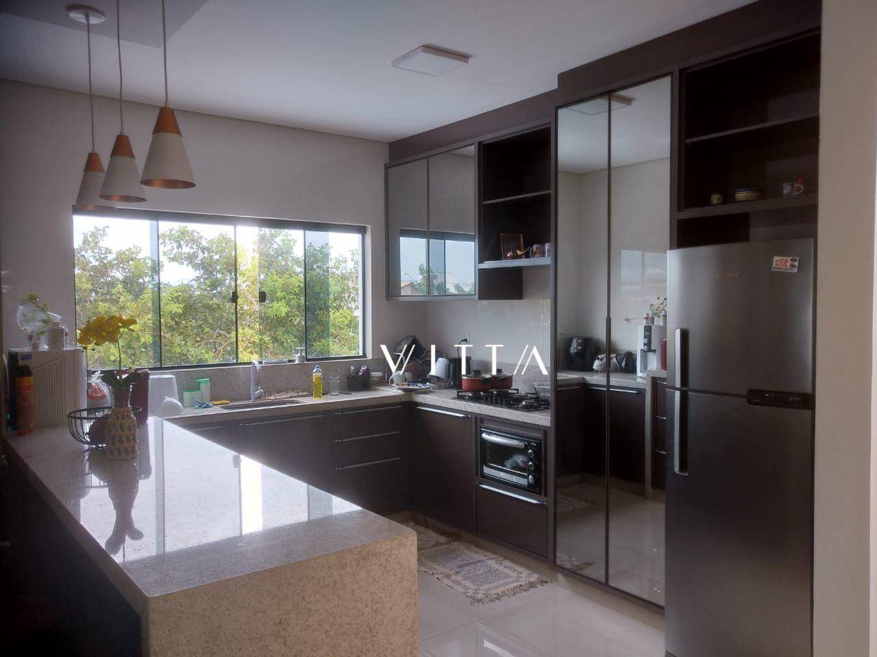 Sobrado, 3 quartos, 244 m² - Foto 5