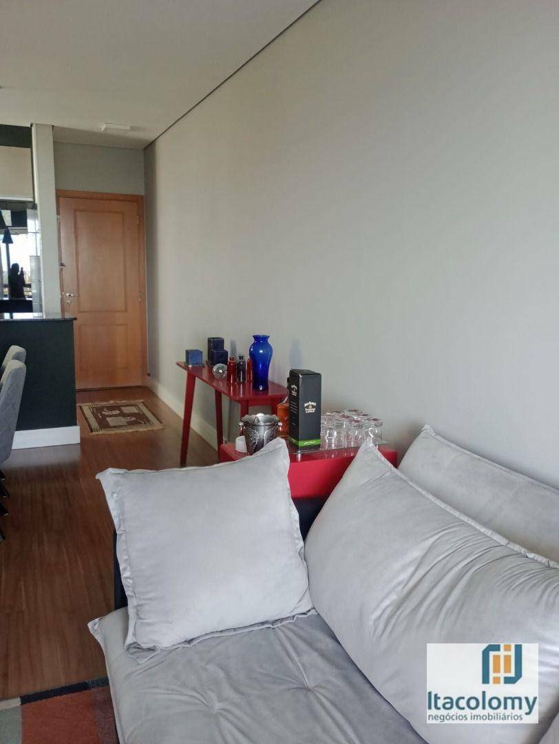 Apartamento à venda com 2 quartos, 100m² - Foto 18