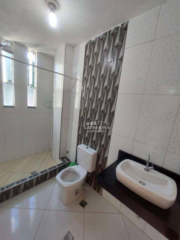 Casa à venda com 5 quartos, 240m² - Foto 19