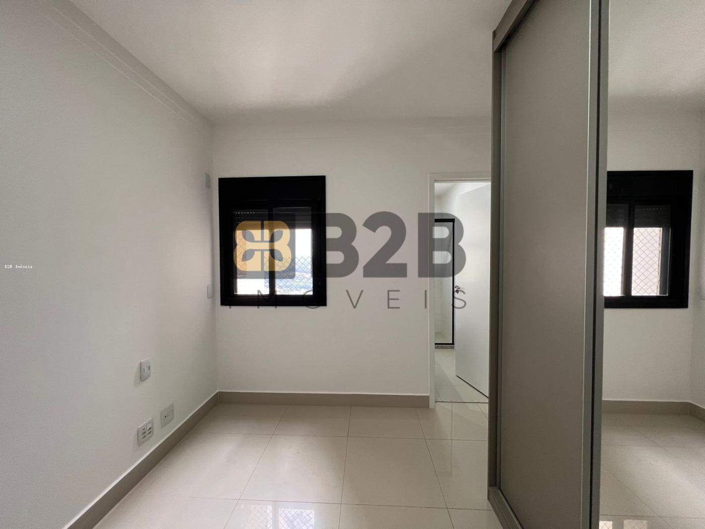 Apartamento à venda com 3 quartos, 107m² - Foto 12