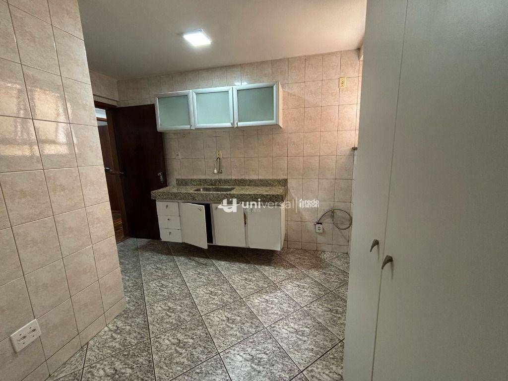 Apartamento para alugar com 3 quartos, 100m² - Foto 19