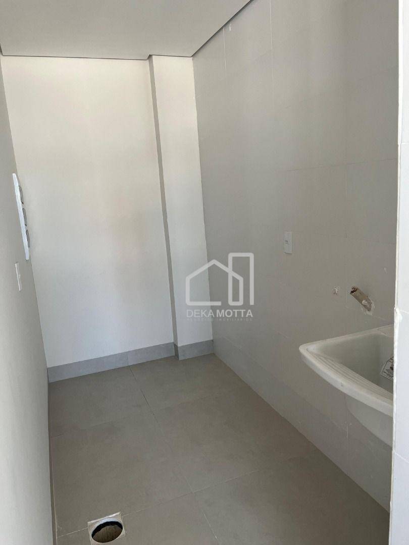 Apartamento à venda com 3 quartos, 97m² - Foto 11