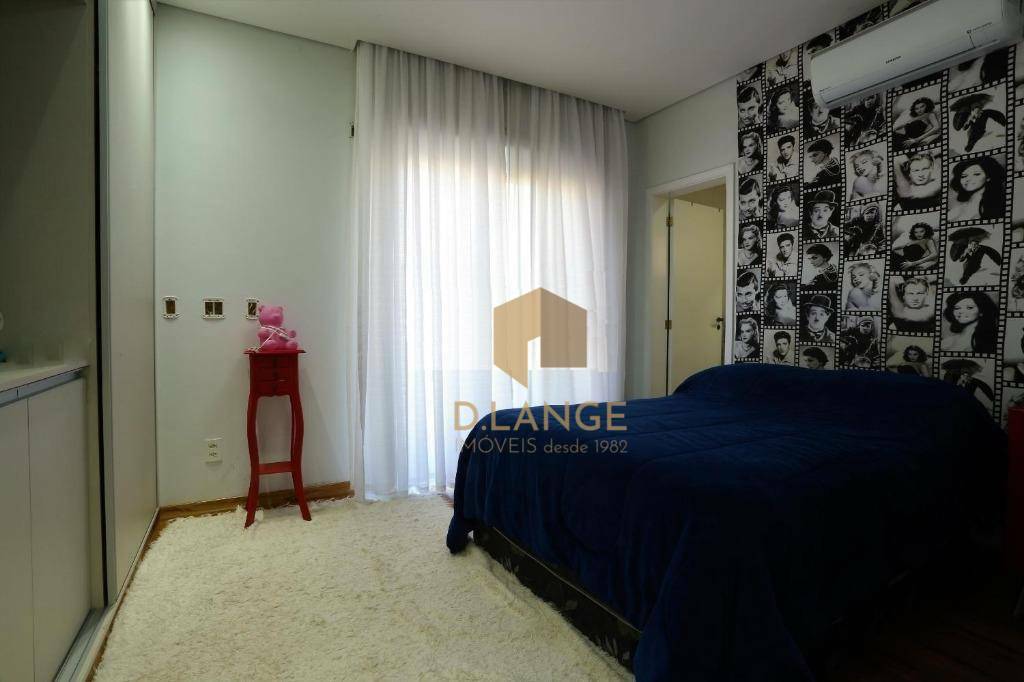 Casa de Condomínio à venda com 4 quartos, 330m² - Foto 11