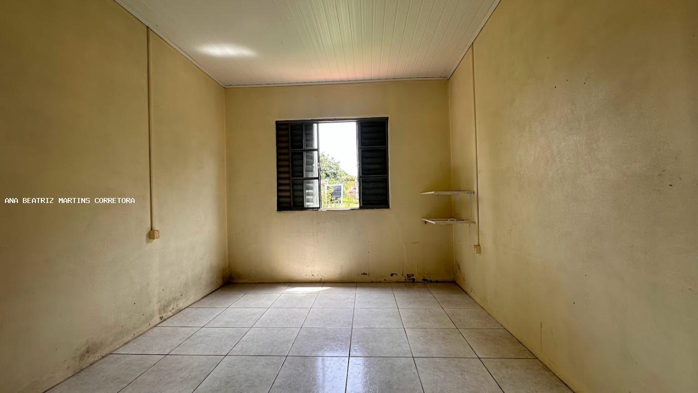 Casa à venda com 2 quartos, 360m² - Foto 11