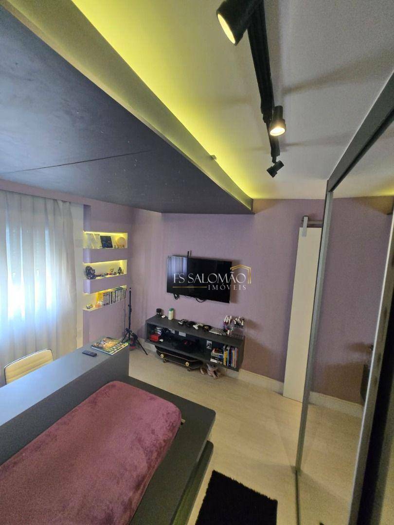 Apartamento à venda com 3 quartos, 157m² - Foto 17