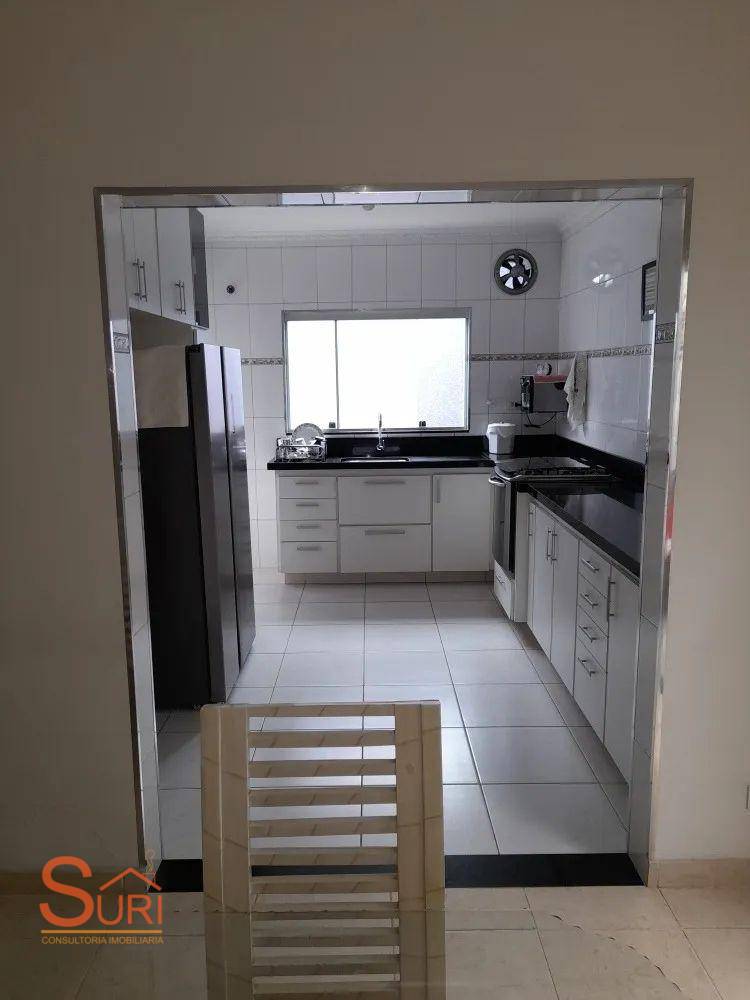 Sobrado à venda com 4 quartos, 224m² - Foto 16