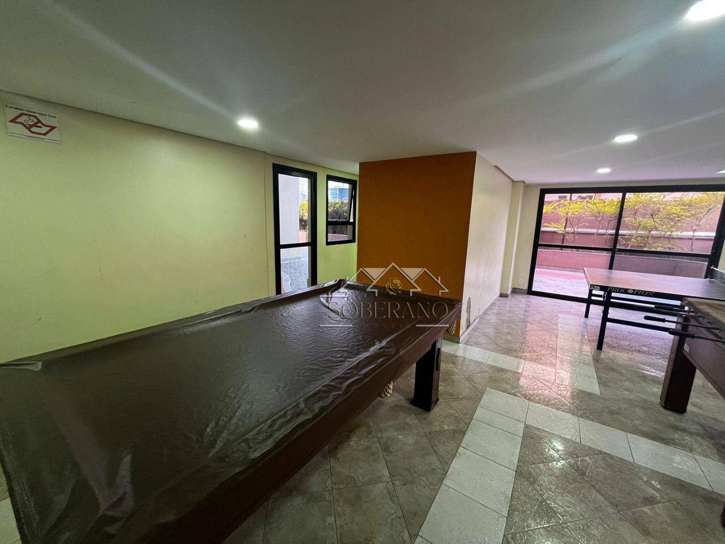 Apartamento para alugar com 3 quartos, 83m² - Foto 42