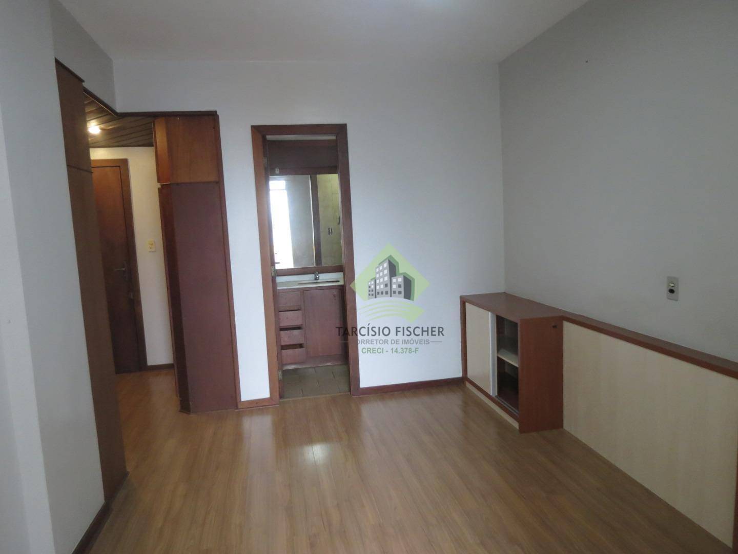 Apartamento à venda com 3 quartos, 1m² - Foto 9