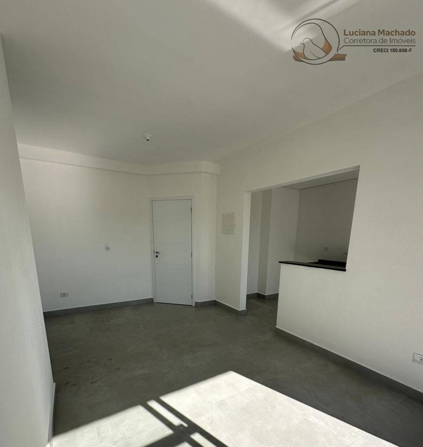 Apartamento à venda com 2 quartos, 62m² - Foto 14