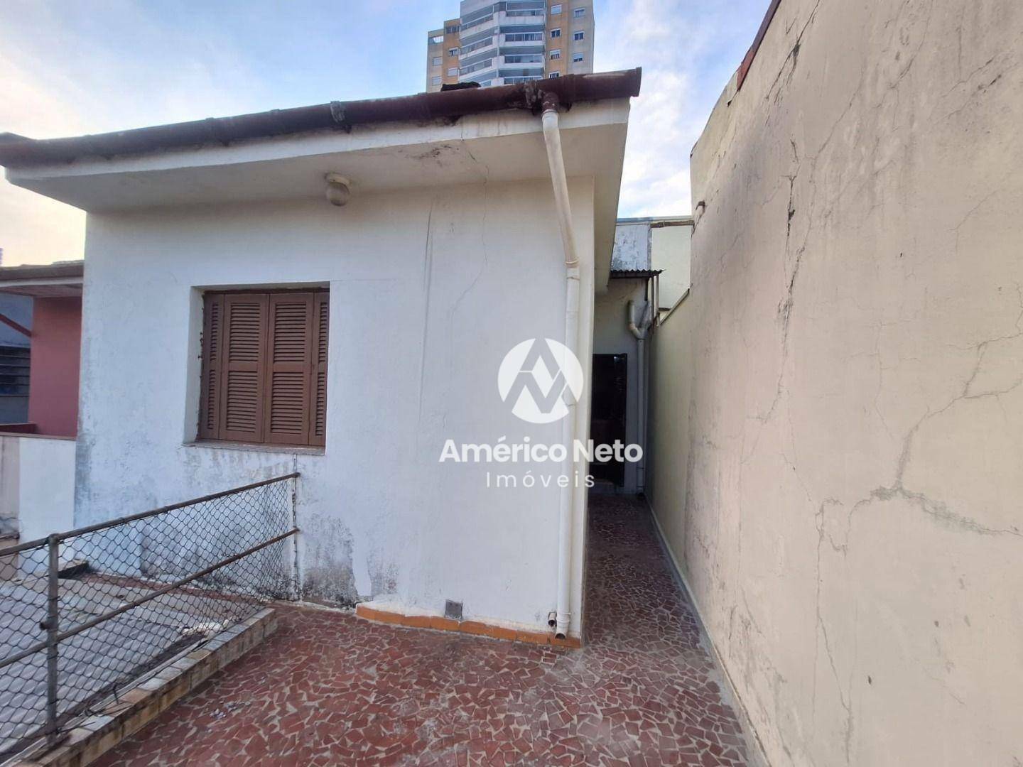 Casa à venda e aluguel com 3 quartos, 300m² - Foto 21