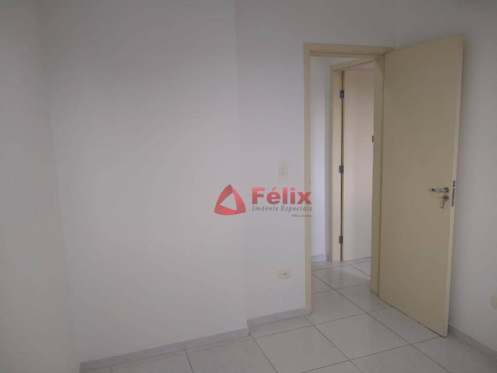 Apartamento à venda com 3 quartos, 101m² - Foto 18