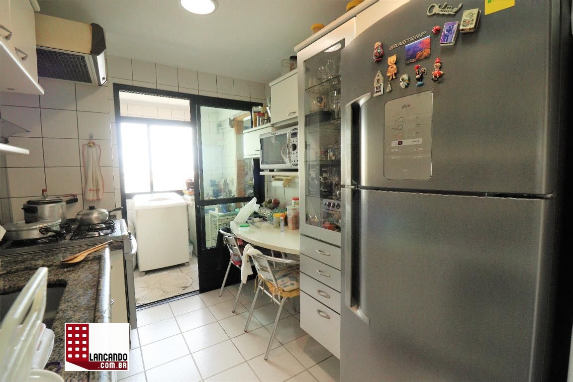 Apartamento à venda com 3 quartos, 105m² - Foto 16