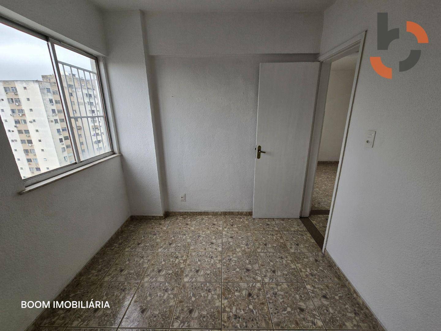 Apartamento à venda com 2 quartos, 50m² - Foto 13