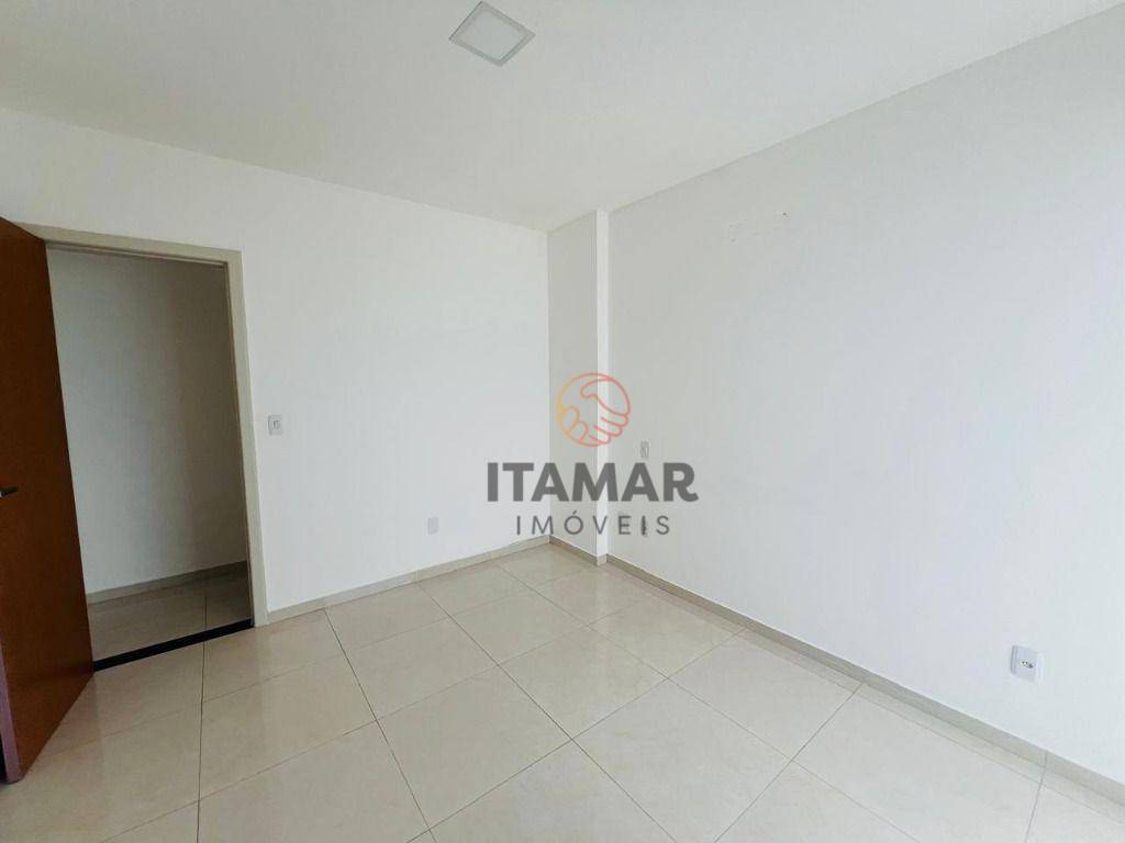 Apartamento para alugar com 3 quartos, 95m² - Foto 15