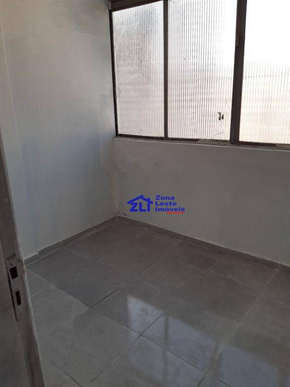 Apartamento à venda com 2 quartos, 63m² - Foto 2