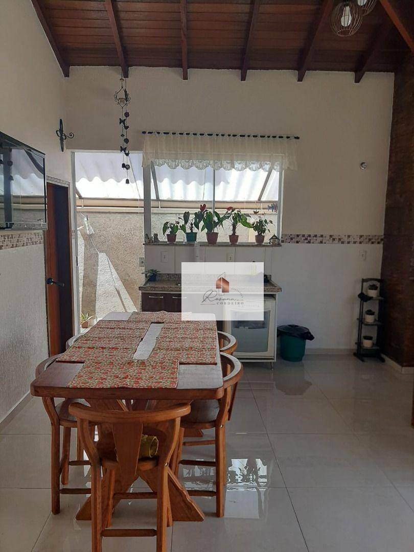 Sobrado à venda com 4 quartos, 240m² - Foto 9