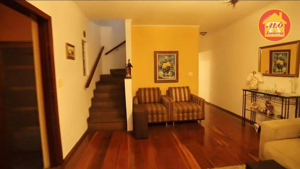 Sobrado à venda com 3 quartos, 256m² - Foto 4