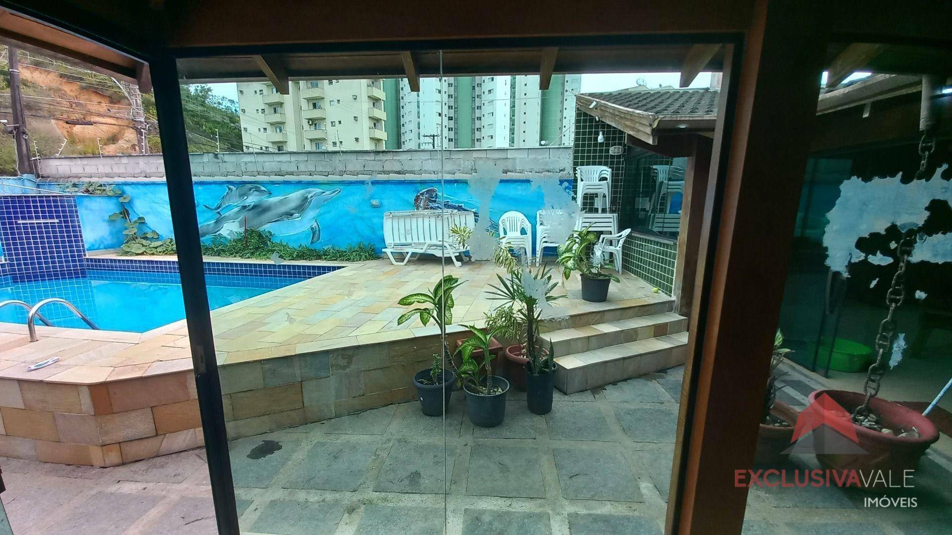 Casa à venda com 4 quartos, 199m² - Foto 15