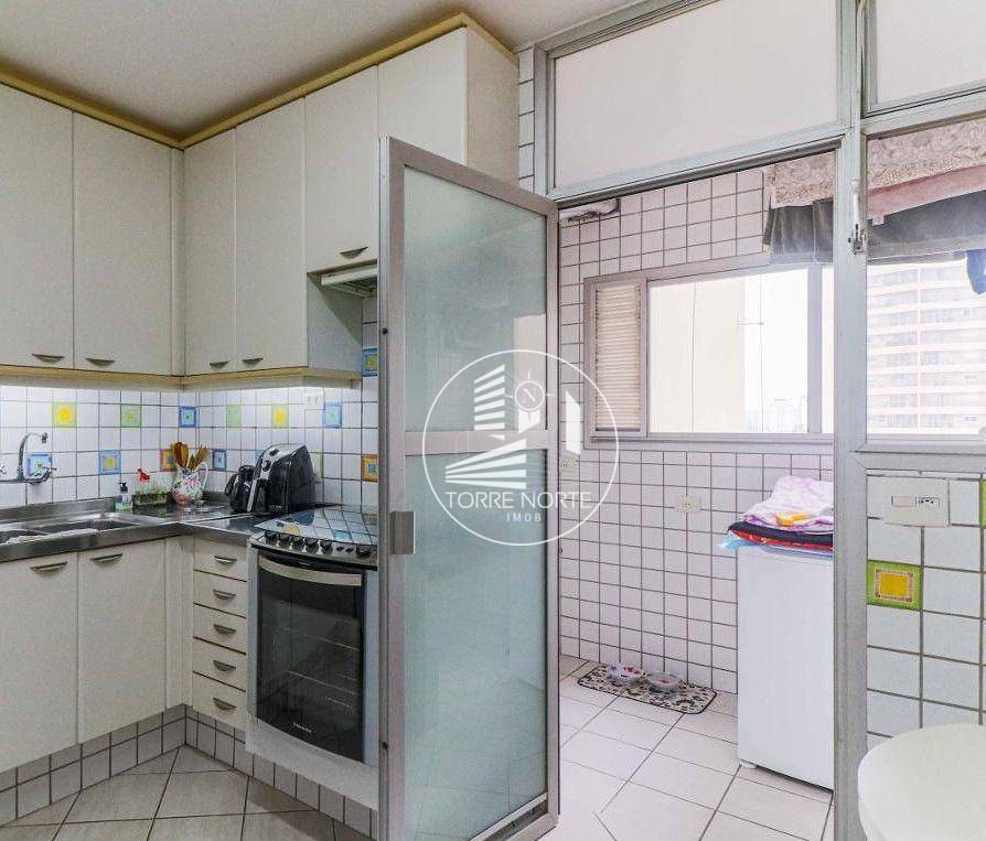 Apartamento à venda com 3 quartos, 125m² - Foto 16