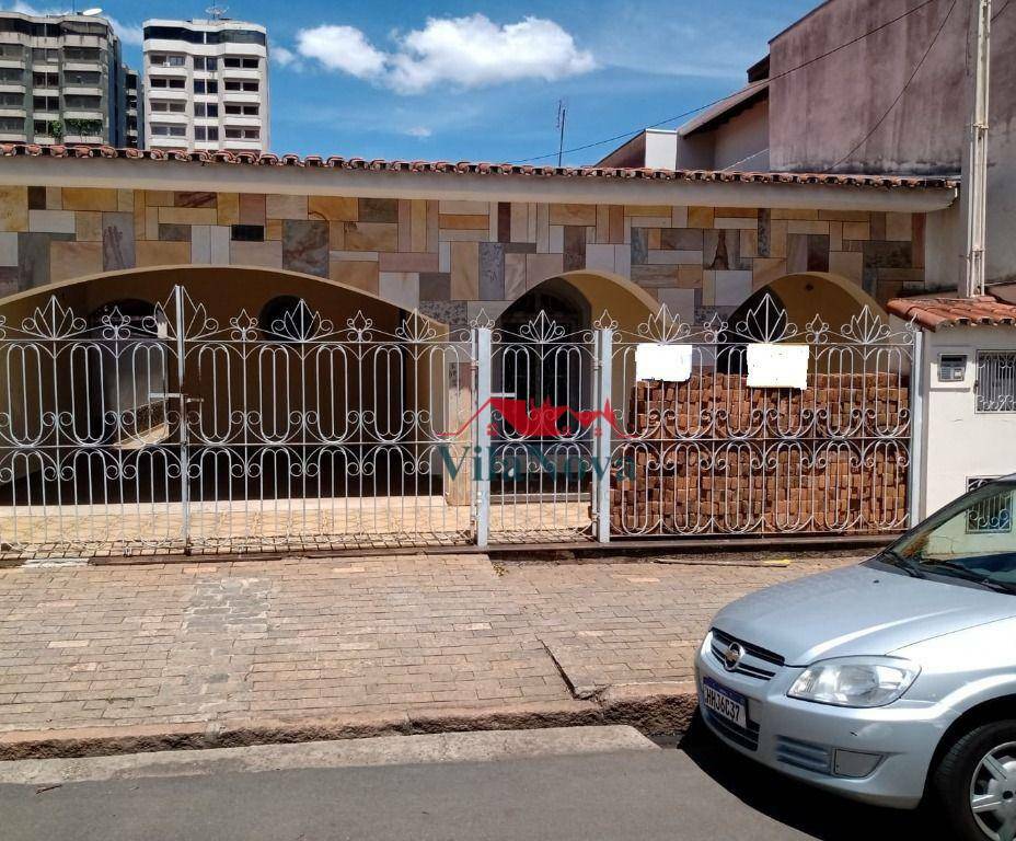 Casa à venda com 3 quartos, 251m² - Foto 2