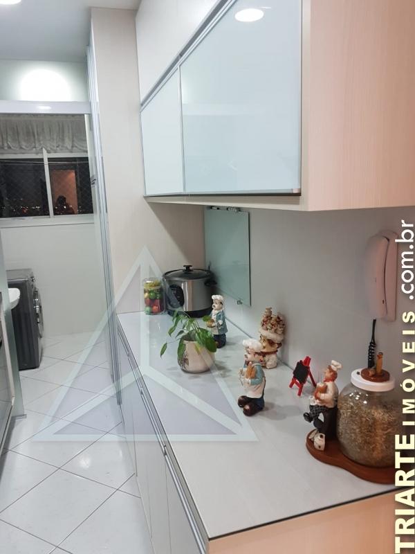 Apartamento à venda com 3 quartos, 74m² - Foto 11