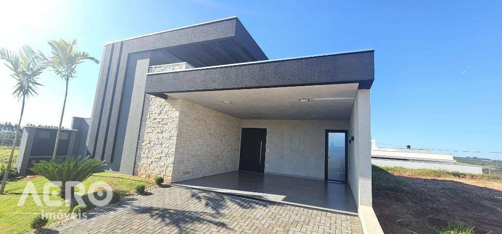 Casa de Condomínio à venda e aluguel com 3 quartos, 198m² - Foto 2