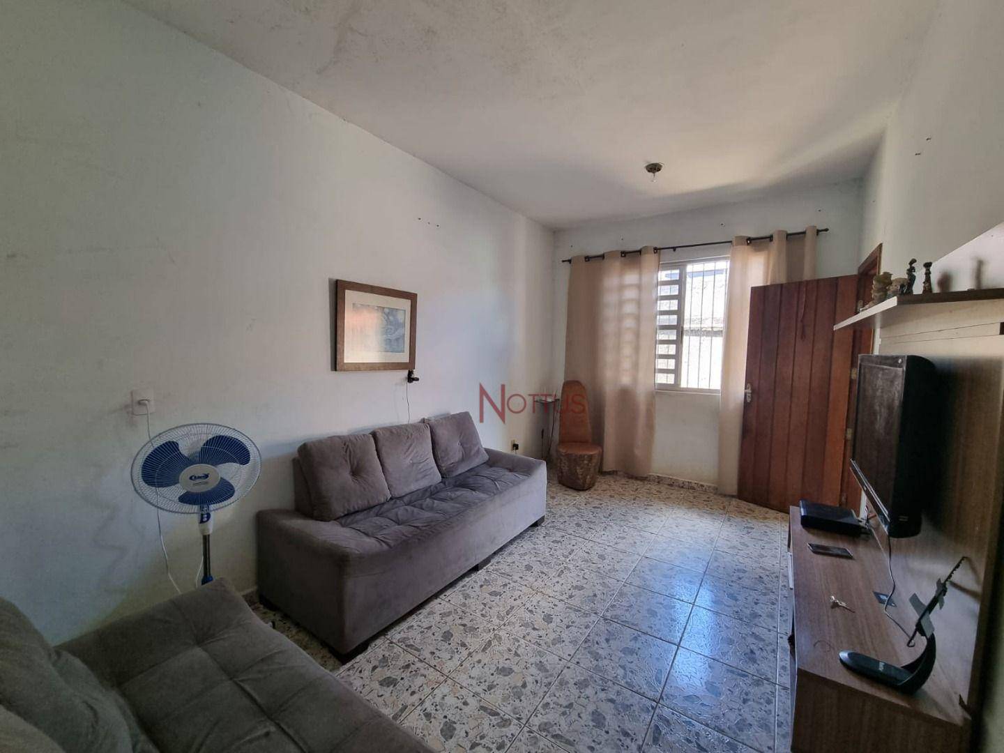 Casa, 3 quartos, 70 m² - Foto 1