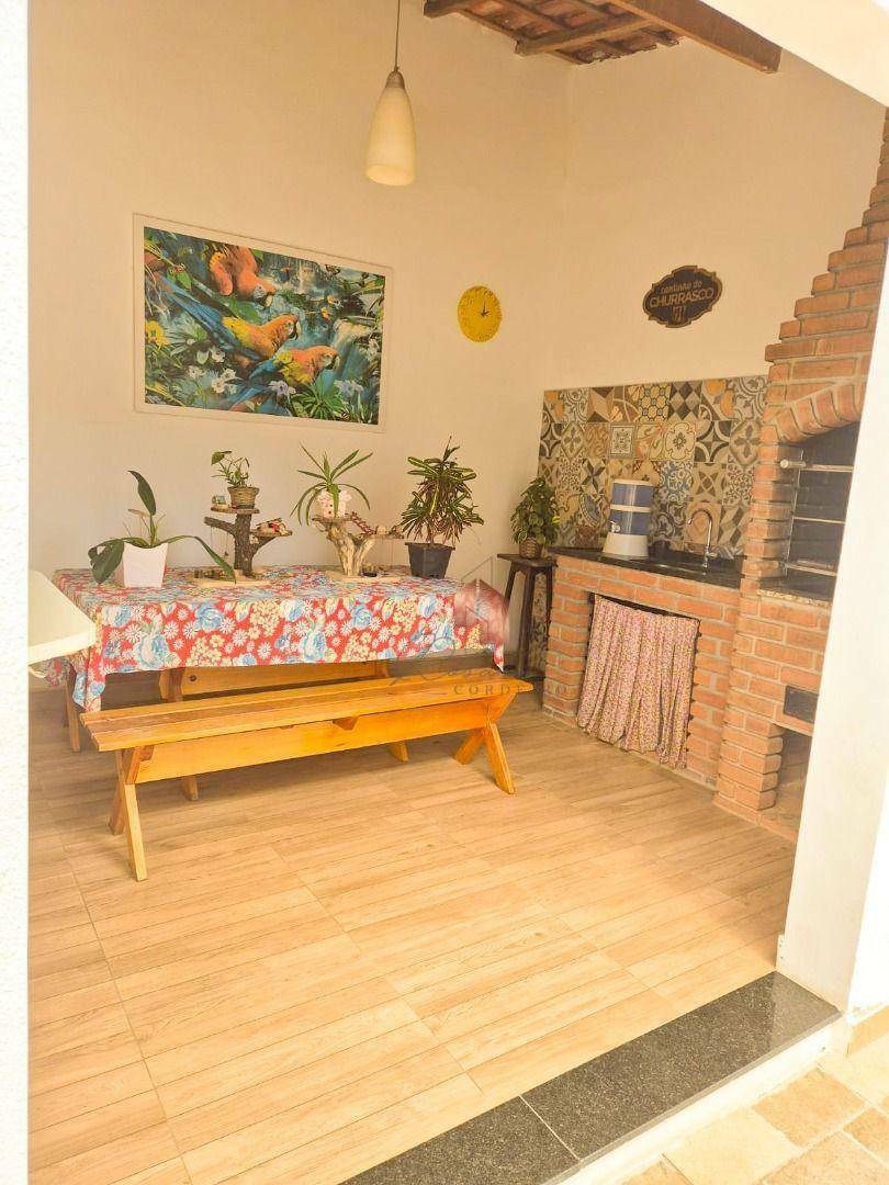 Casa à venda com 3 quartos, 164m² - Foto 15