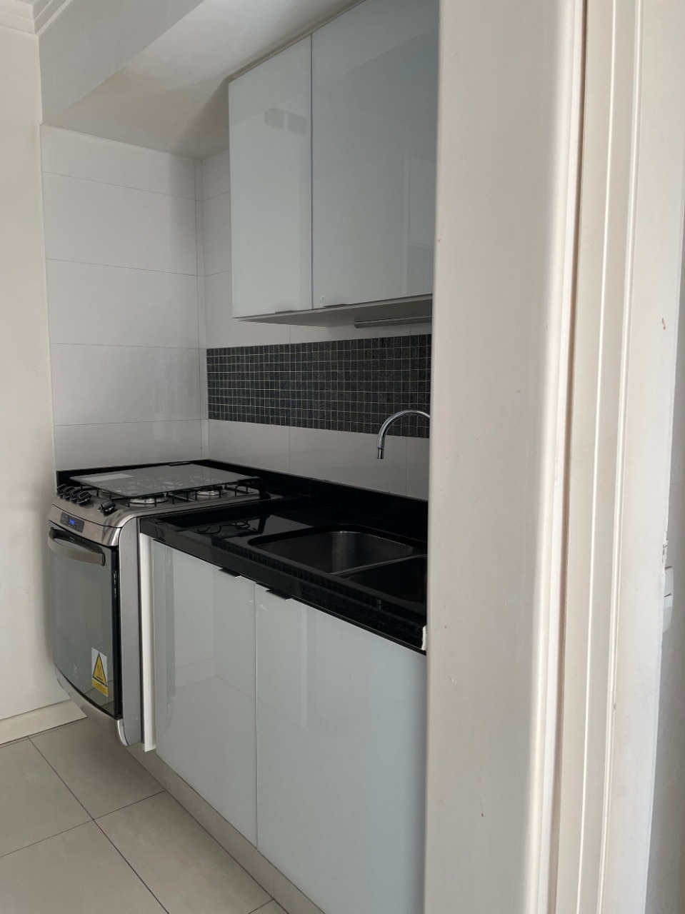 Apartamento à venda com 1 quarto, 45m² - Foto 9