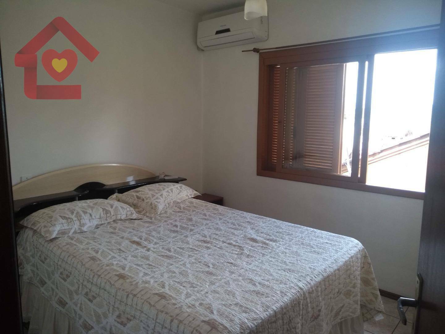 Casa à venda com 3 quartos, 144m² - Foto 12