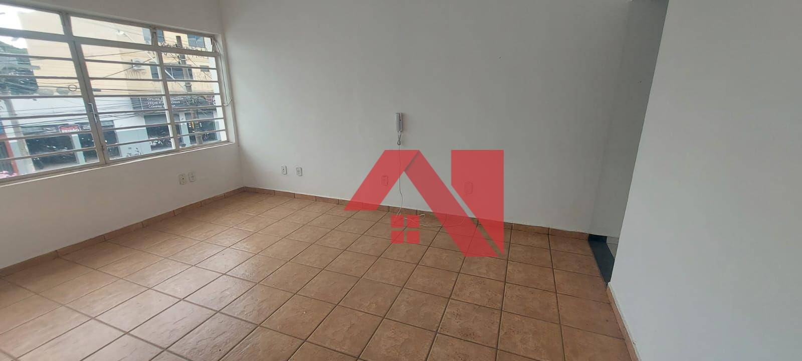 Casa para alugar com 5 quartos, 80m² - Foto 10