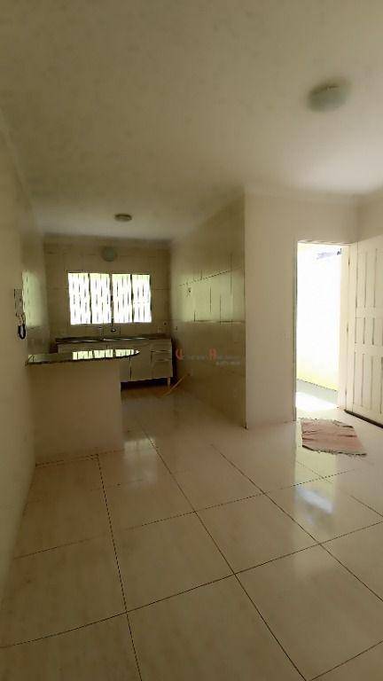 Casa para alugar com 3 quartos, 100m² - Foto 13