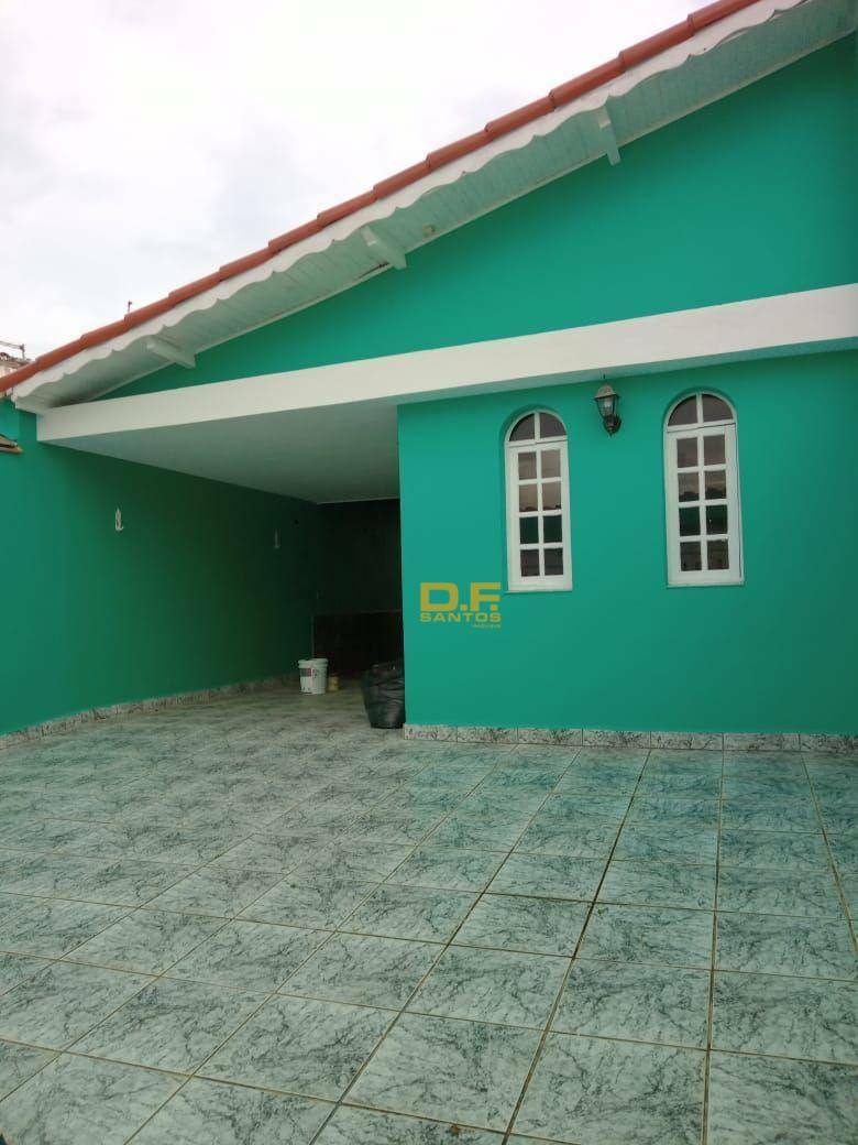 Casa à venda com 3 quartos, 150m² - Foto 1