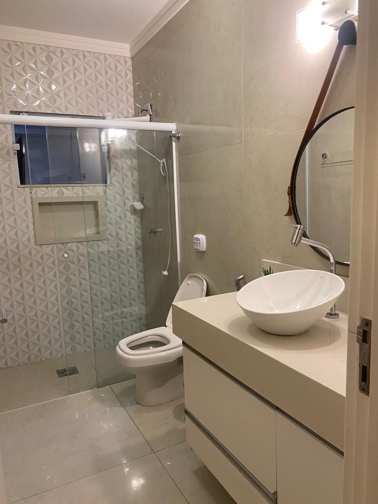 Casa à venda com 4 quartos, 105m² - Foto 11