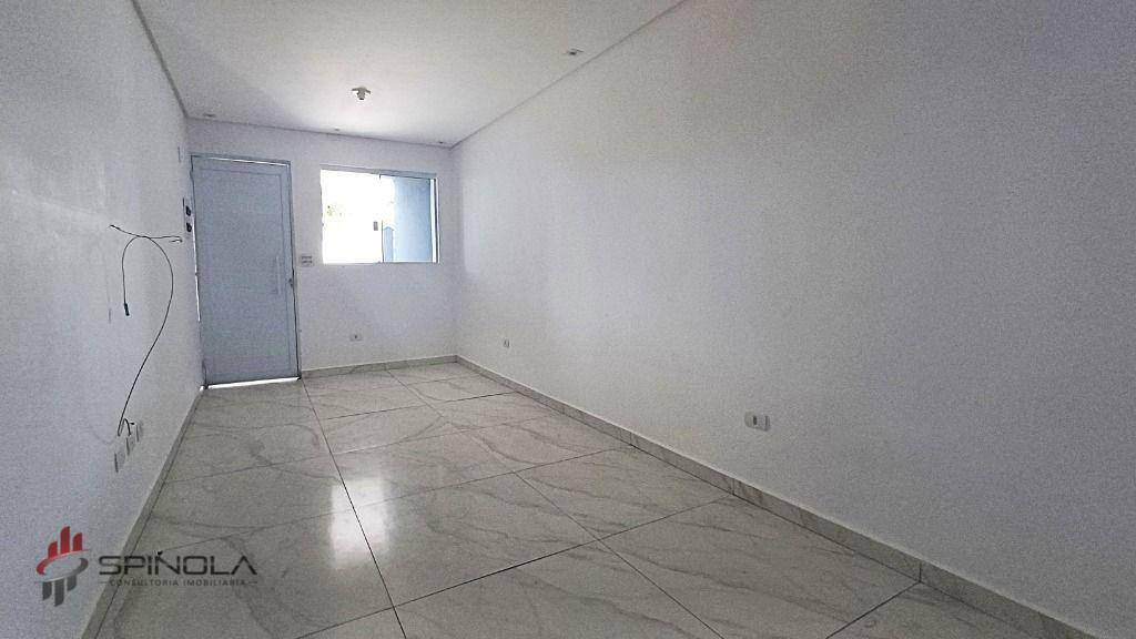 Sobrado à venda com 2 quartos, 70m² - Foto 1