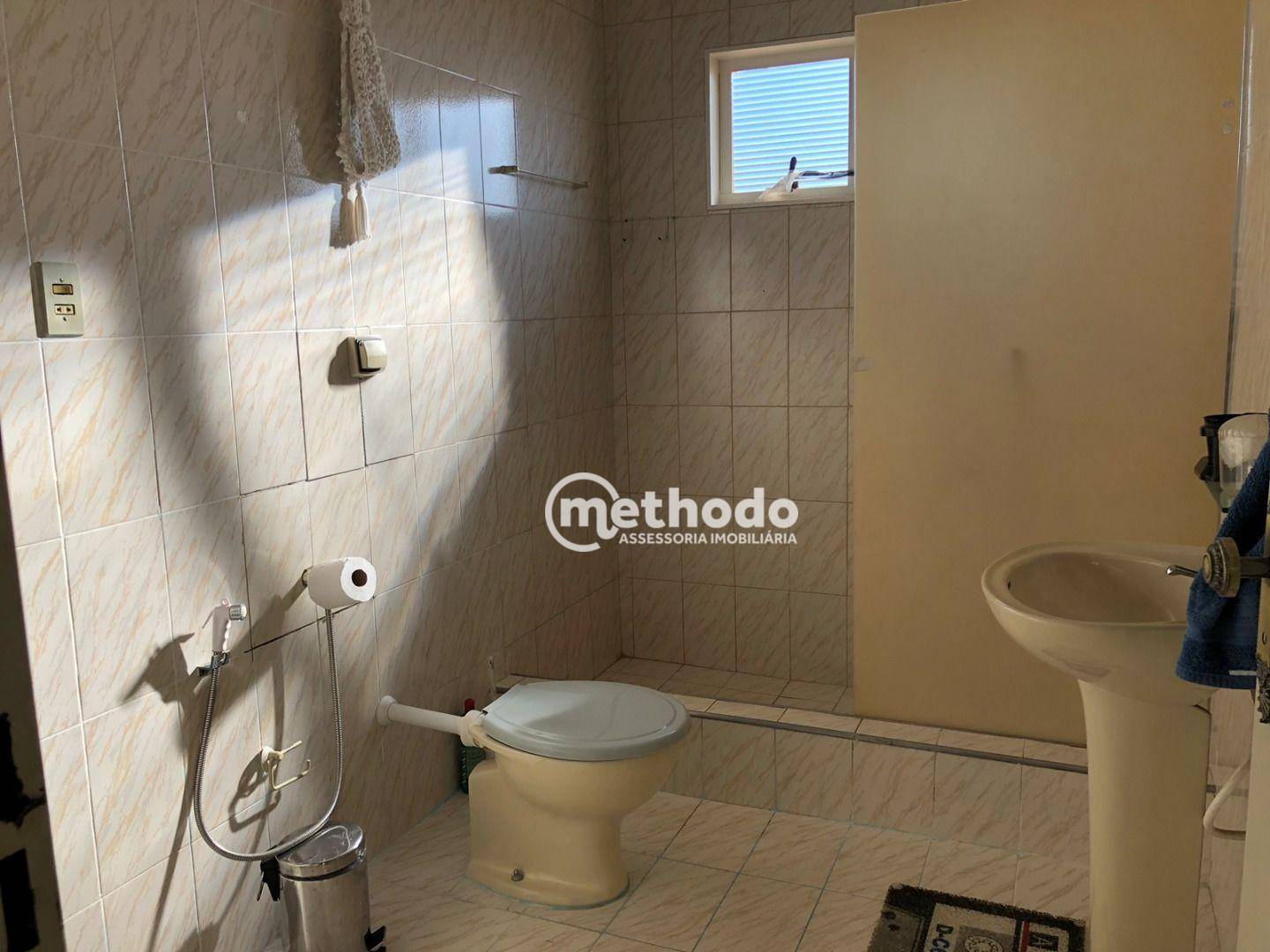 Casa à venda com 4 quartos, 250m² - Foto 17