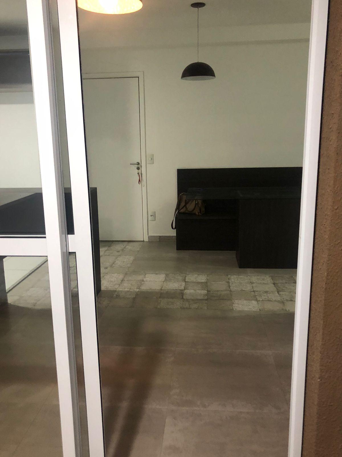 Apartamento para alugar com 1 quarto, 55m² - Foto 4