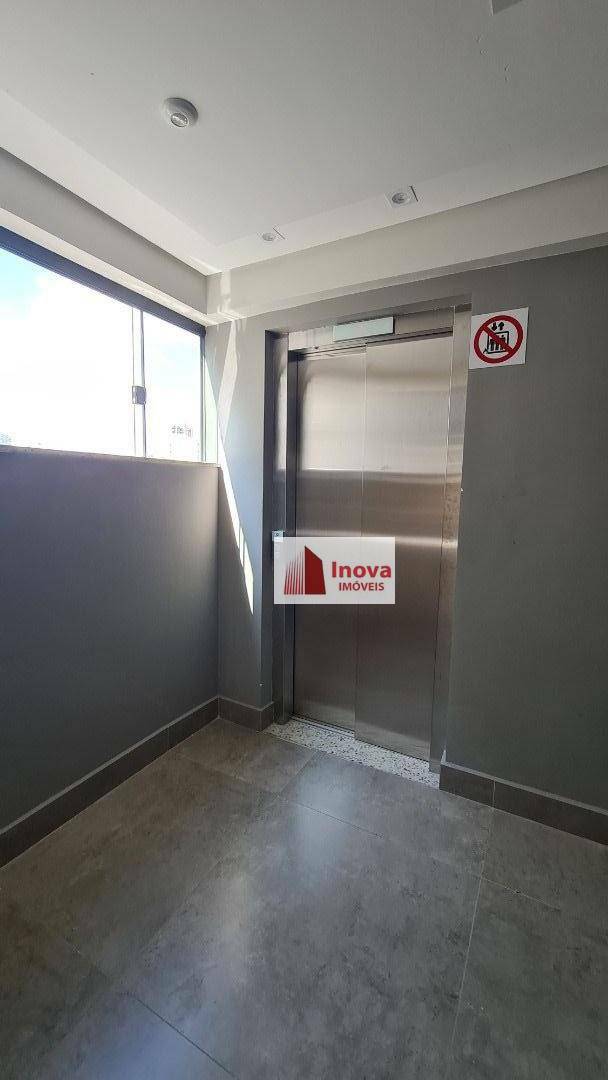 Cobertura à venda com 5 quartos, 200m² - Foto 3