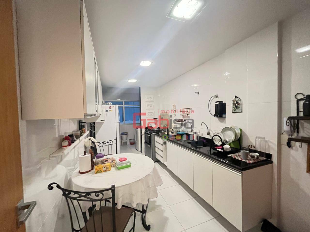 Apartamento para alugar com 3 quartos, 157m² - Foto 14