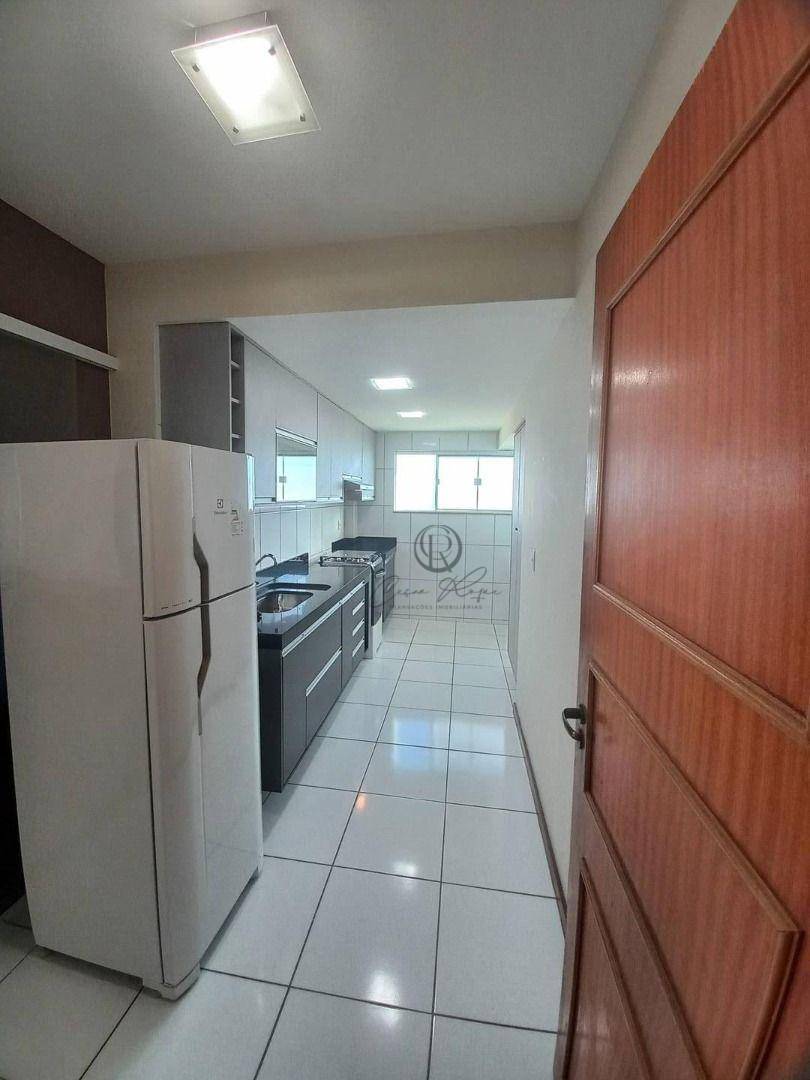 Apartamento à venda com 2 quartos, 69m² - Foto 5