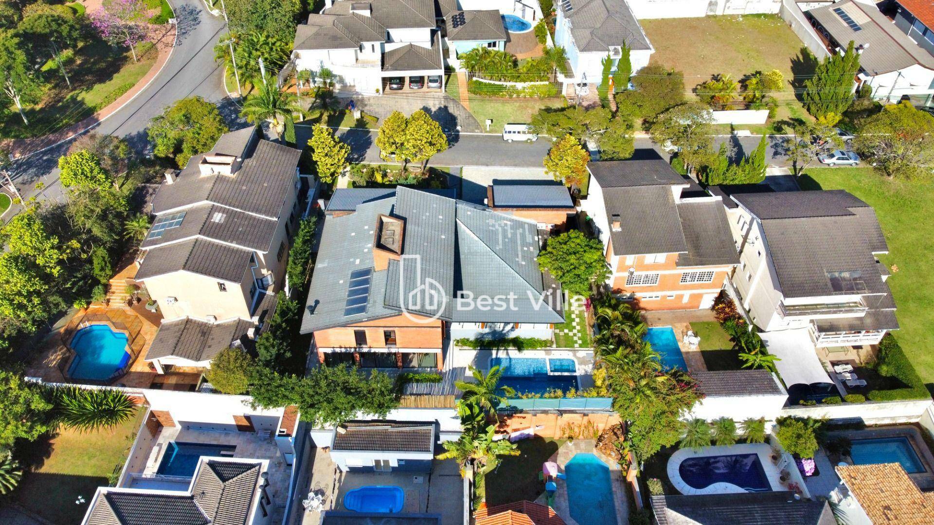 Casa de Condomínio à venda com 4 quartos, 560m² - Foto 4