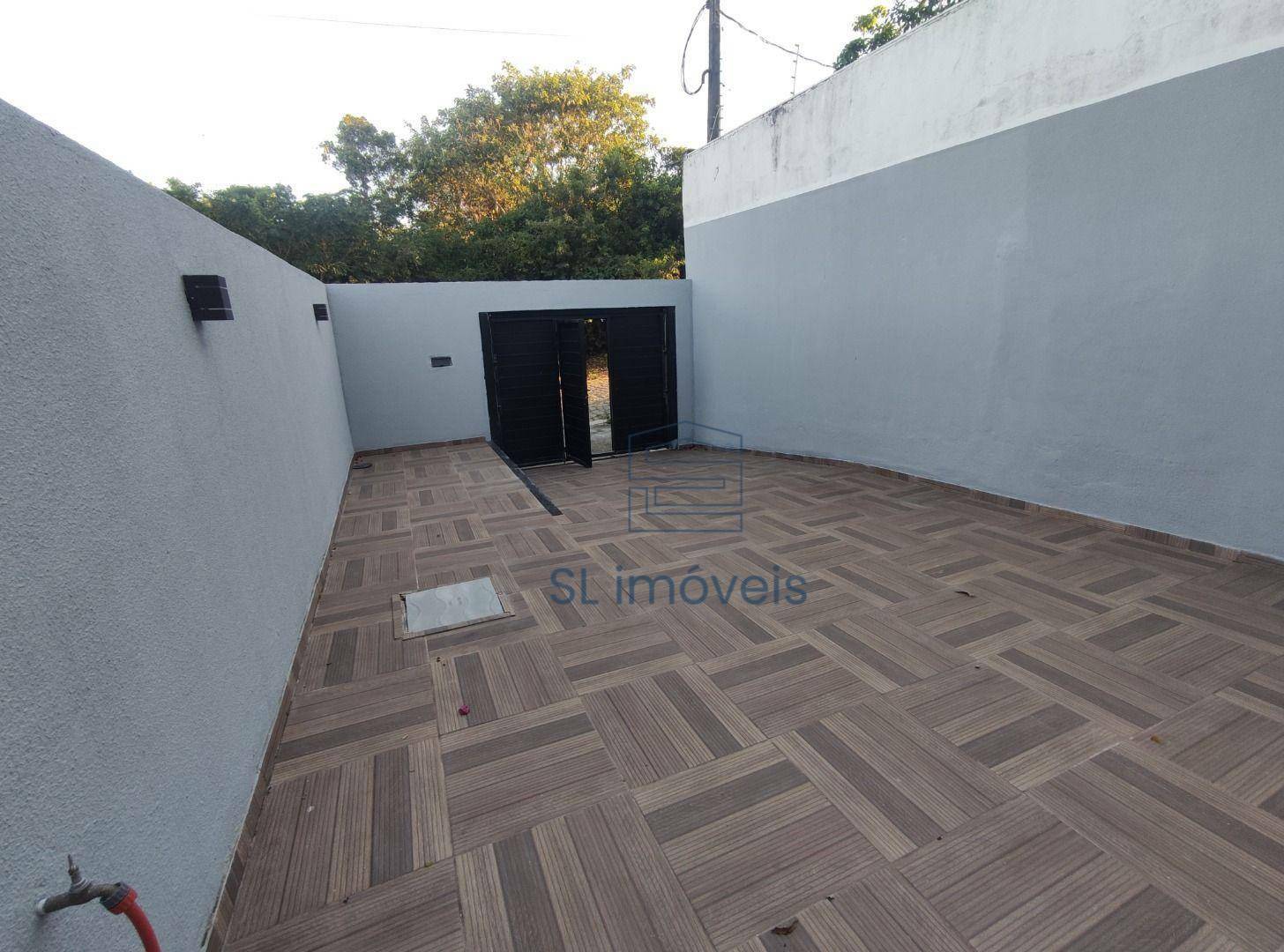 Casa à venda com 2 quartos, 78m² - Foto 4